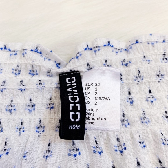 H&M off-the-shoulder crop top - 2 - Picture 2 of 3